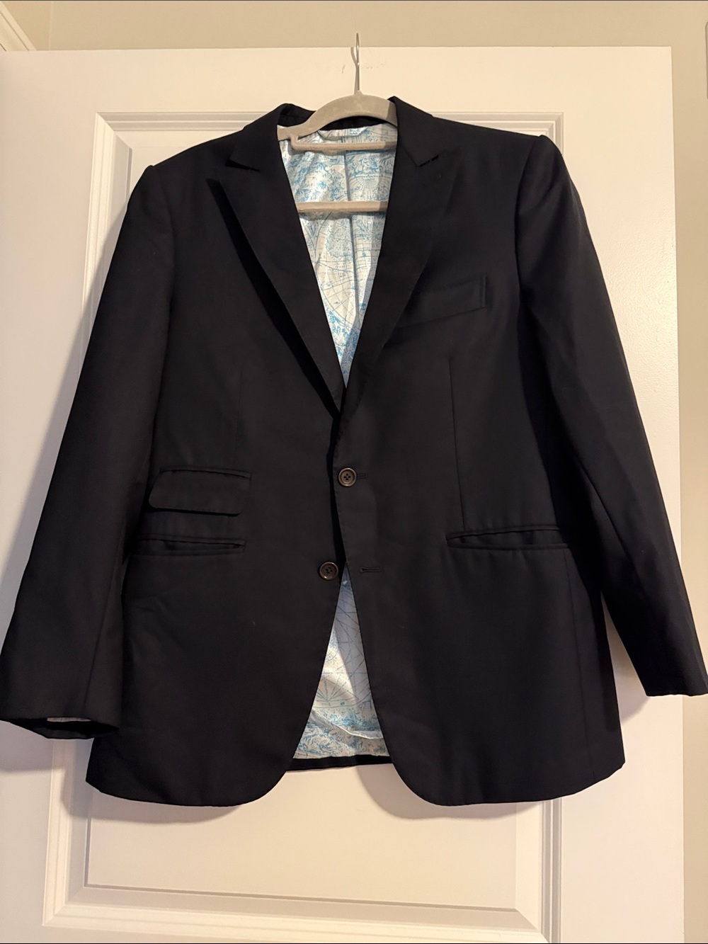 Men's Black Two-Button Notch Lapel Blazer by